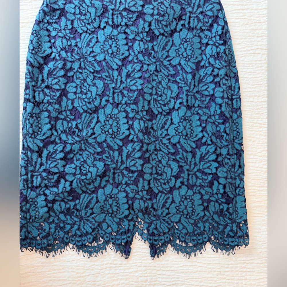 Banana Republic Elegant Teal Floral Lace Skirt – Feminine & Chic Style 💚 - Picture 6 of 7